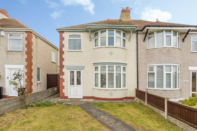 3 bed property, in Victoria Road, £230,000