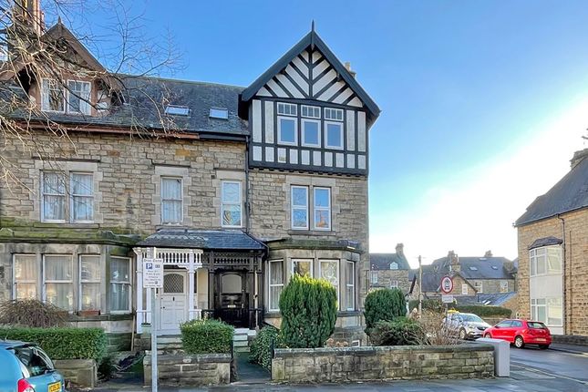 1 bed property, in Dragon Parade, £160,000