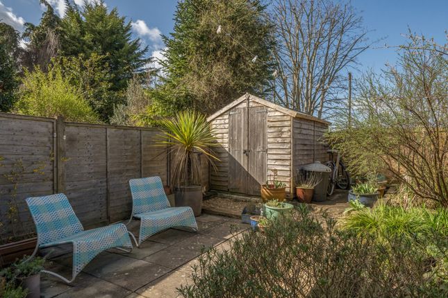3 bed property, in Primrose Lane, £325,000
