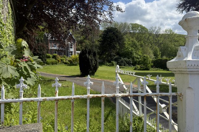 7 bed property, in Tre'r Ddol SY20, £695,000