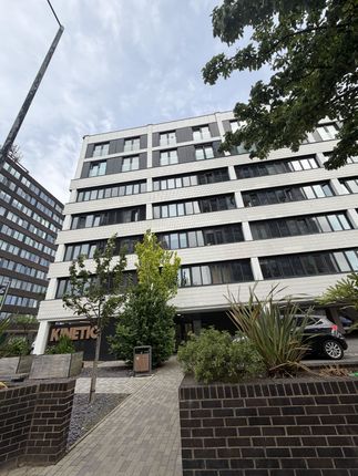 1 bed property, in Kinetic 88-92, £99,999