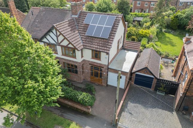 3 bed property, in Manor Drive South, £500,000