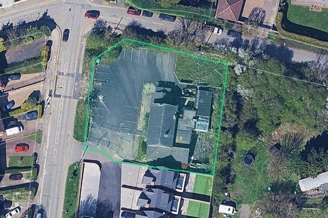 Land, in Awsworth Lane, £475,000