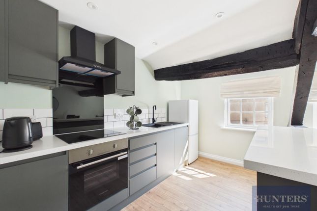 3 bed property, in High Street, £225,000