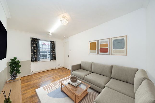 2 bed property, in Springfield Lane, £540,000
