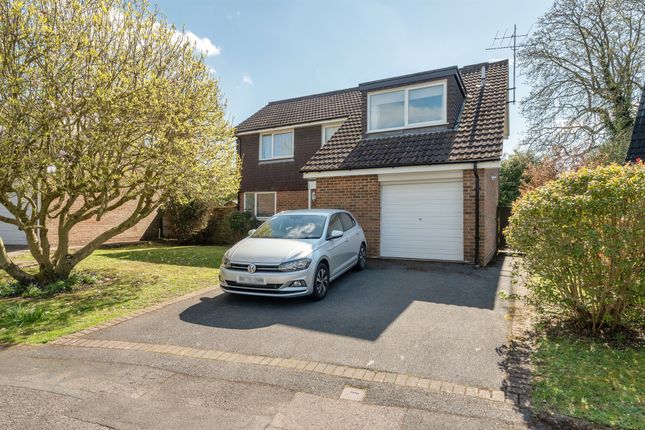 4 bed property, in Ashley Park, £860,000