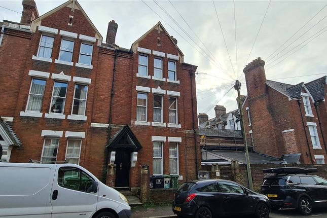 3 bed property, in Richmond Road, £425,000