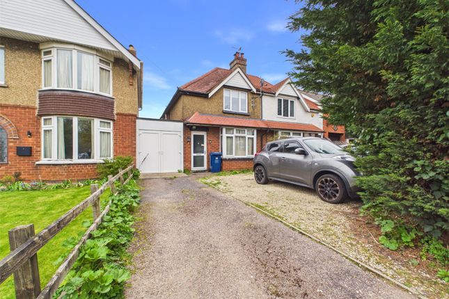 4 bed property, in Pirton Lane, £350,000