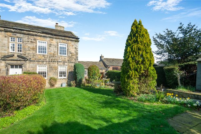 4 bed property, in Castley Lane, £795,000