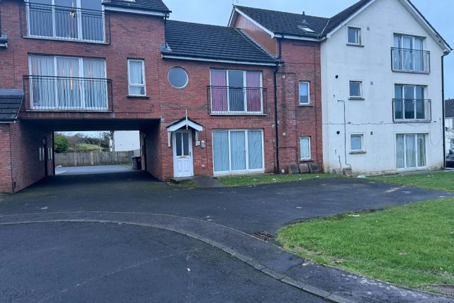 1 bed property, in The Old Fort, £85,000