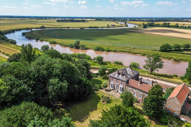 6 bed property, in Turnham Hall, £1,000,000