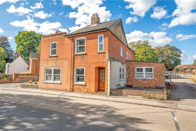 3 bed property, in The Hundred, £375,000
