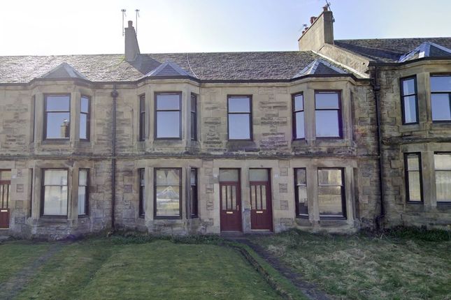 1 bed property, in Duke Street, £14,000