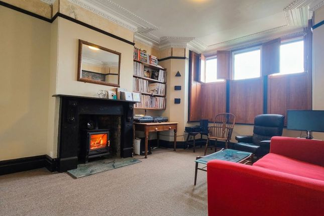 4 bed property, in Fishponds Road, £490,000