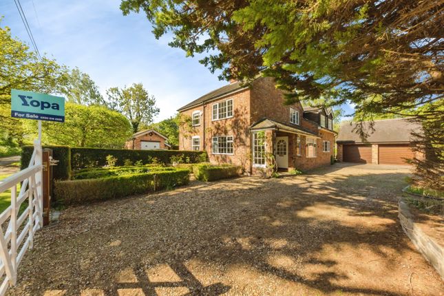 3 bed property, in Cinder Lane, £500,000
