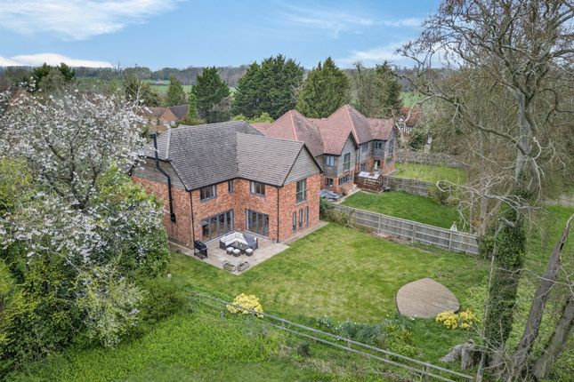5 bed property, in Rowstock, £1,000,000