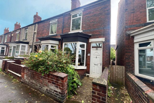 2 bed property, in Cambridge Street, £85,000