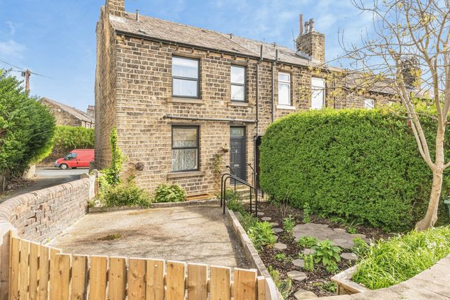 2 bed property, in Tanfield Road, £110,000