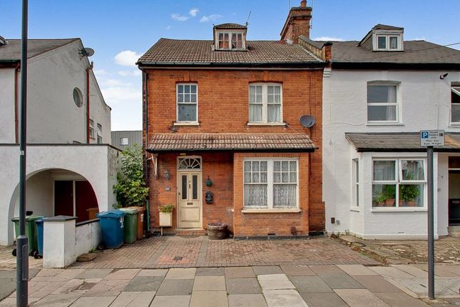 4 bed property, in Graham Road, £575,000