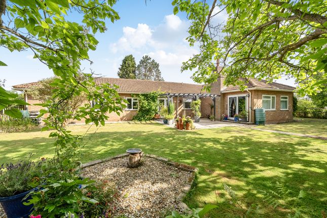 4 bed property, in Netheravon, £700,000