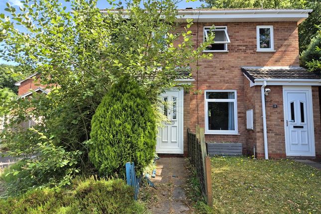 1 bed property, in Humphries Drive, £70,000
