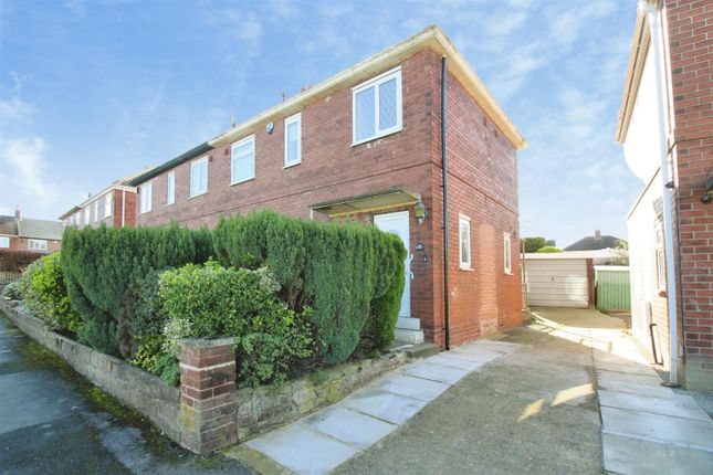 3 bed property, in Queensway, £235,000
