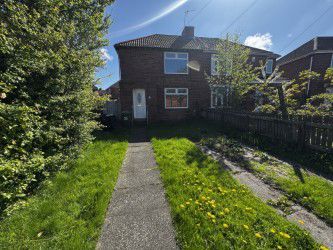 2 bed property, in Manor Gardens, £88,000