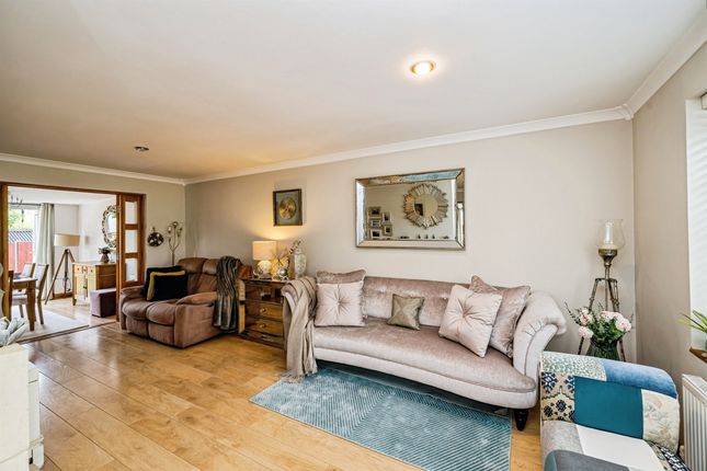 3 bed property, in Buttermere Avenue, £549,999