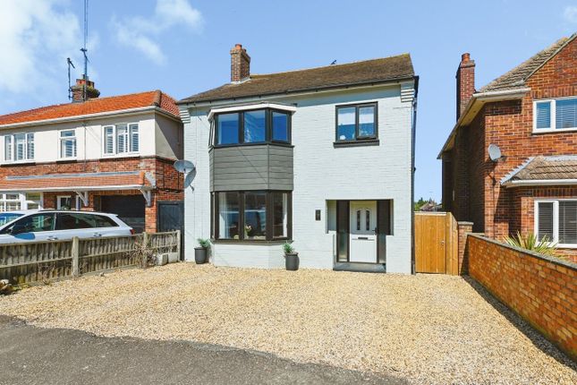 5 bed property, in Suffolk Road, £445,000