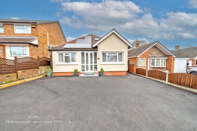 2 bed property, in Heath Street, £300,000