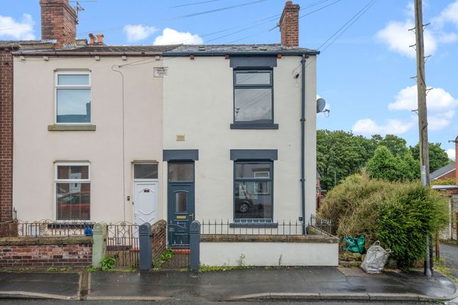 2 bed property, in Rectory Road, £140,000