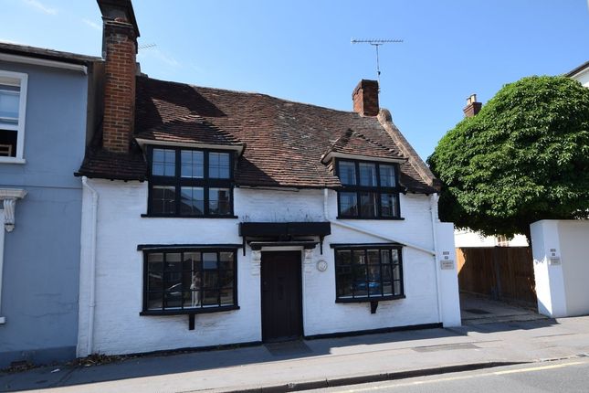 4 bed property, in 68 West Street, £600,000
