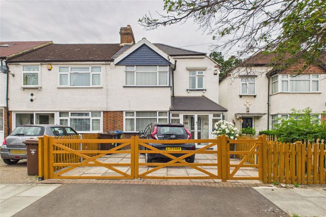 3 bed property, in Lyndhurst Avenue, £625,000
