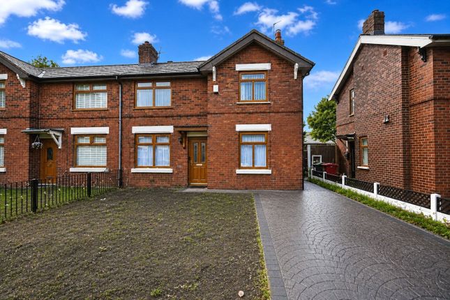 4 bed property, in Hector Road, £190,000