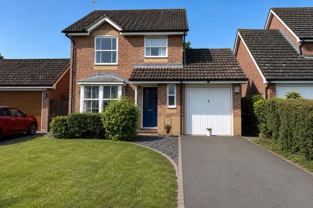 3 bed property, in Shaw Pightle, £550,000