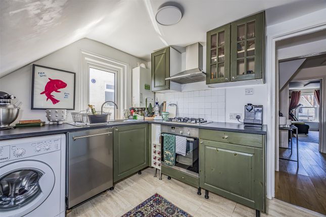 1 bed property, in Flat 4, £155,000