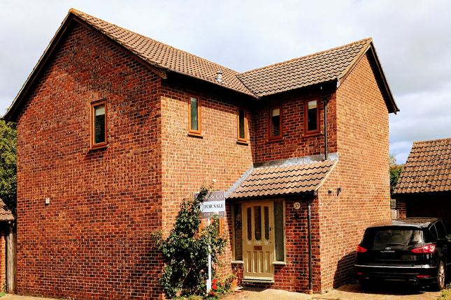 1 bed property, in Churchfields, £770,000