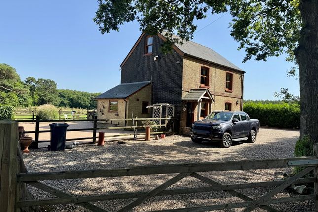 Studio, in 1 & 2 Bimbury Cottage, £380,000