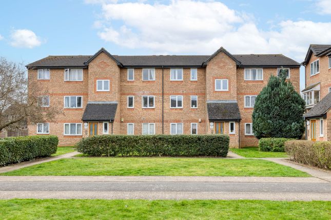 1 bed property, in Wedgewood Road, £160,000