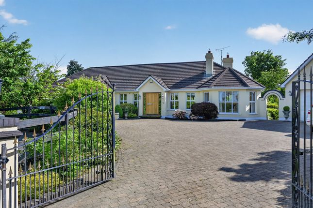 5 bed property, in Drumnaconagher Road, £595,000