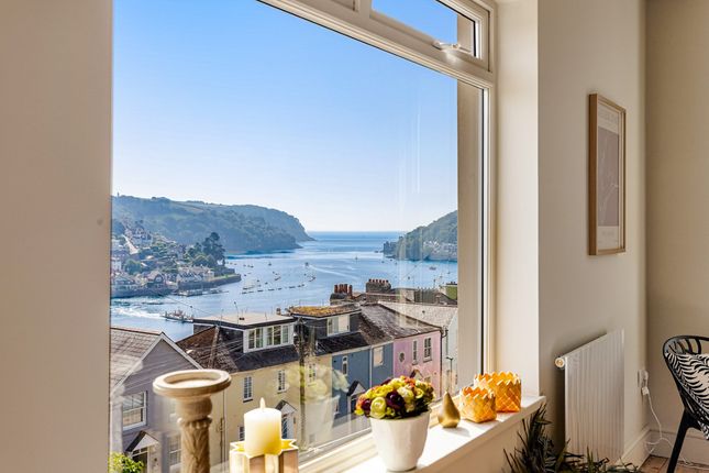 2 bed property, in Above Town, £495,000
