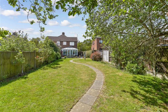 2 bed property, in Herne Bay Road, £325,000