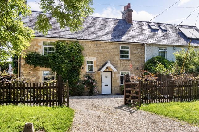 4 bed property, in Waterperry, £800,000