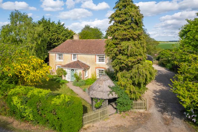 4 bed property, in Hitcham, £875,000