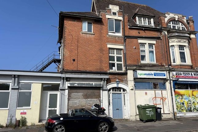 1 bed property, in 797A Christchurch Road, £75,000