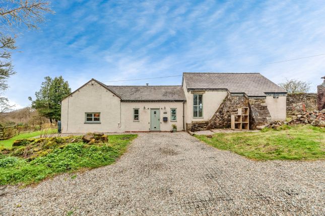3 bed property, in Bwlchgwyn, £600,000