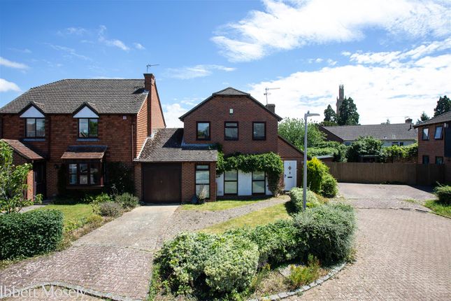 3 bed property, in Kenward Court, £500,000