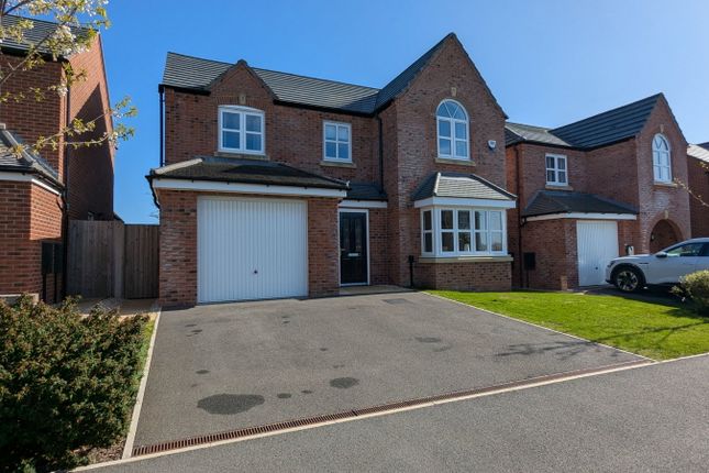 4 bed property, in Slater Crescent, £435,000