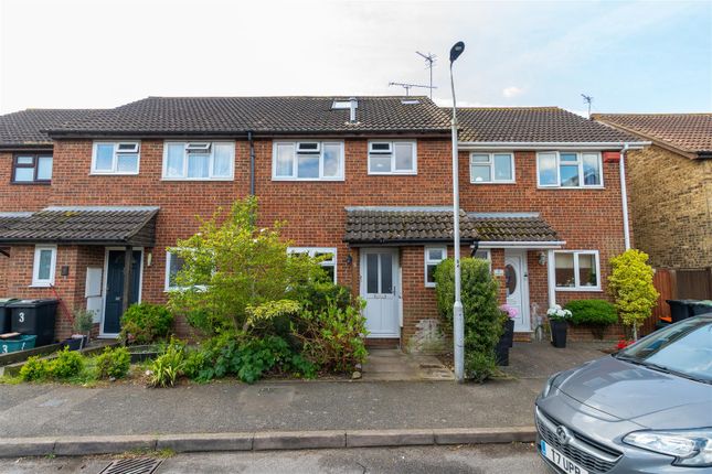 4 bed property, in Jenner Way, £375,000