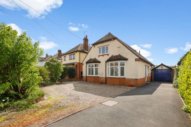 3 bed property, in Clare Road, £480,000
